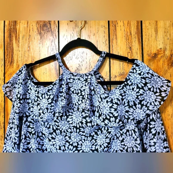 Michael Kors Cold Shoulder Sheer Halter Jewel Print Top SMALL Ruffles - Picture 3 of 11